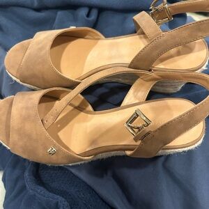 Tommy Hilfiger Open Toed Wedge Heels size 7.5